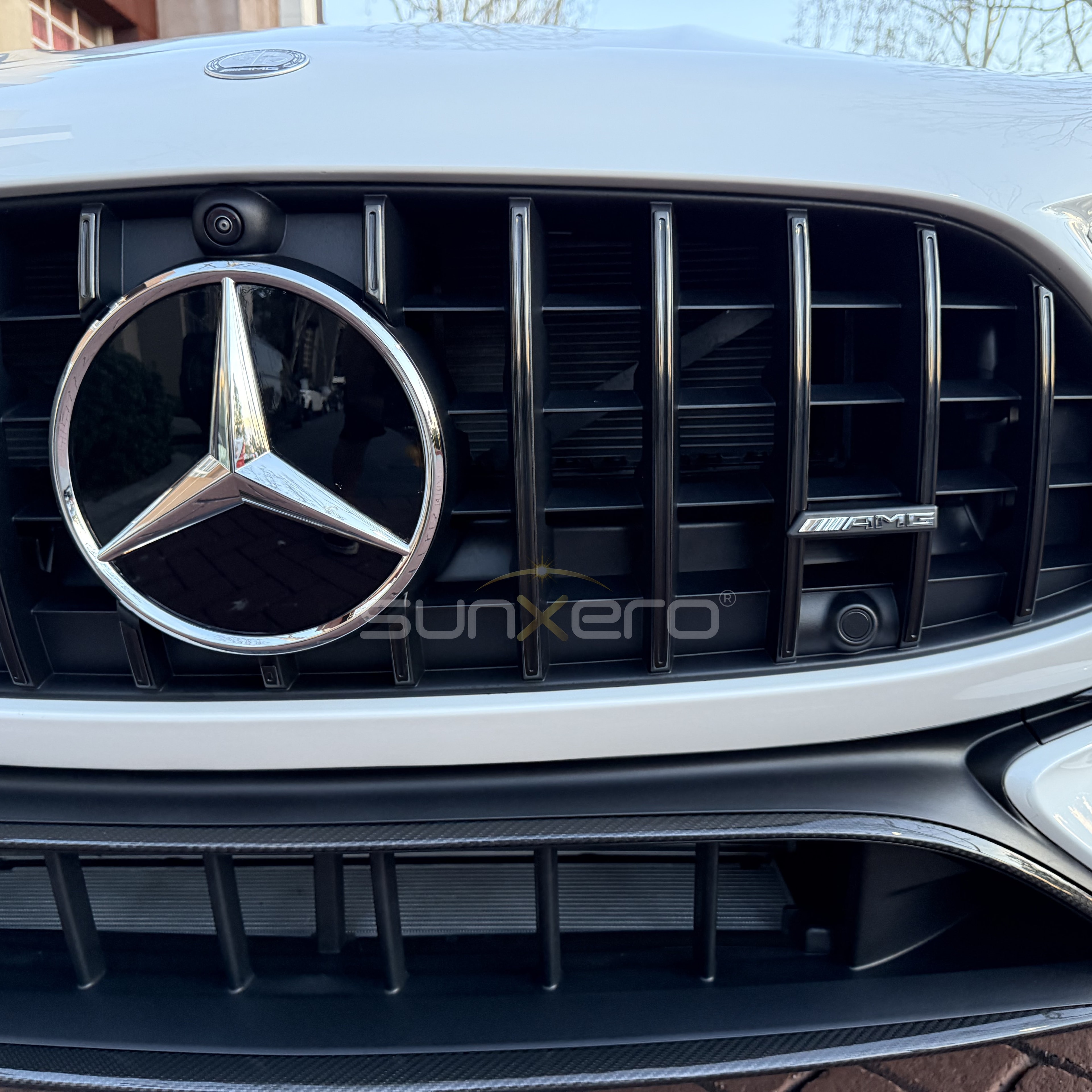 Mercedes-Benz AMG — Grille Close-Up