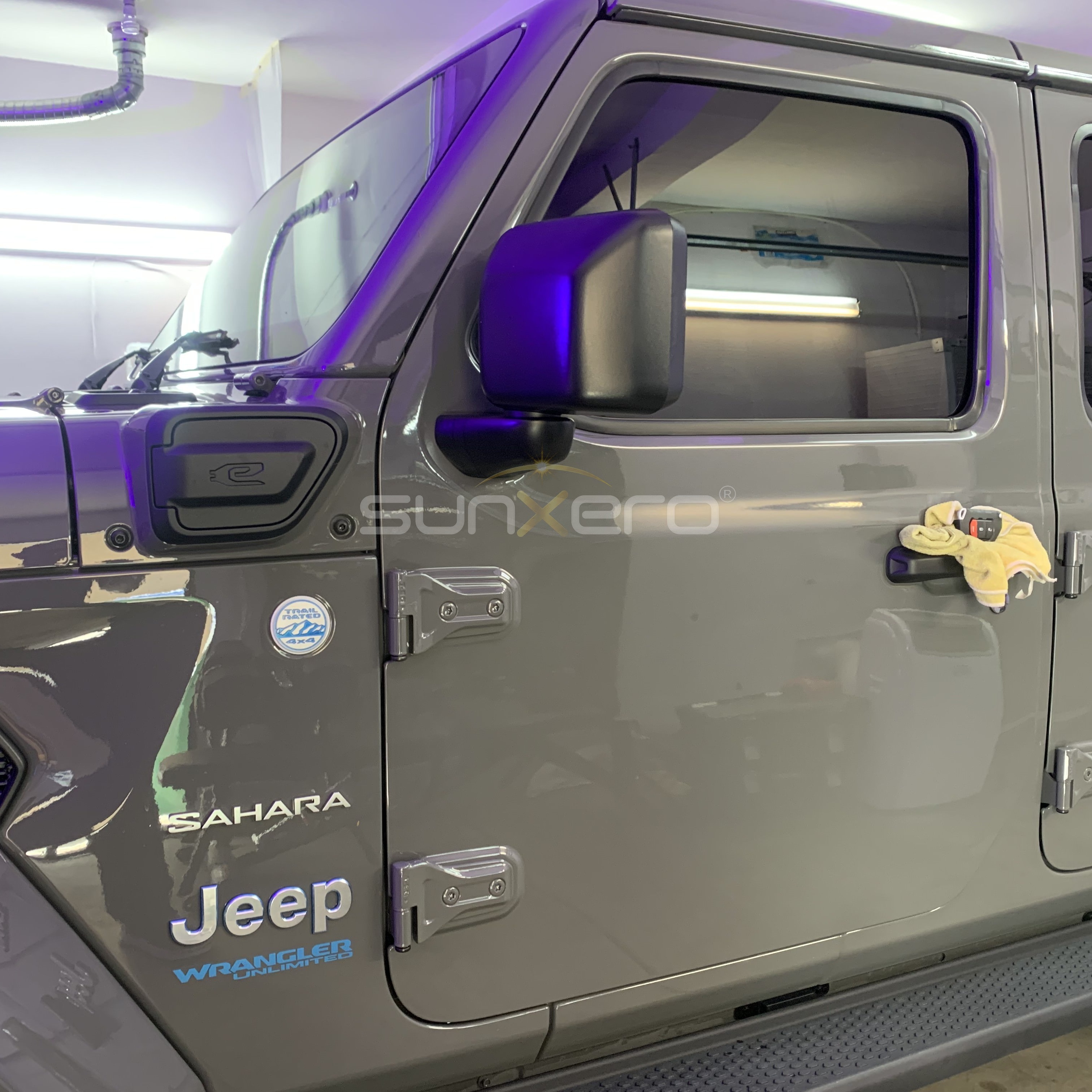 Jeep Wrangler — Purple Lighting